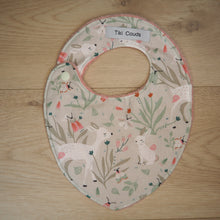 Charger l'image dans la galerie, bavoir pour bébé vert et rose