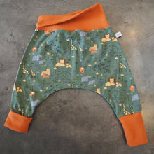 Charger l'image dans la galerie, sarouel pour enfant vert et orange avec des animaux