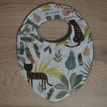 Charger l'image dans la galerie, bavoir pour bebe vert aux motifs de panthères
