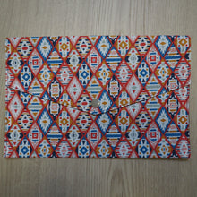 Charger l'image dans la galerie, pochette de transport pour livre de poche motifs amérindiens
