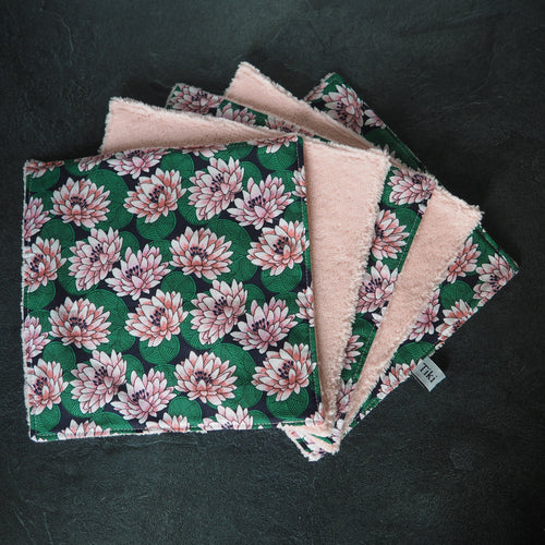 serviettes rose, vert et bleu en bambou tout doux. Tissus oeko-tex responsable